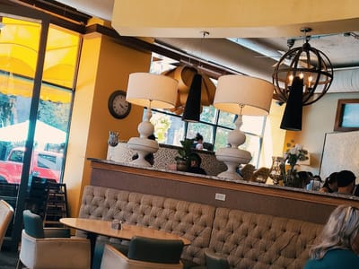 Blondie's Coffee & Wine Bar