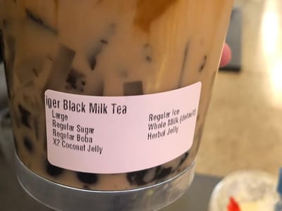 blossom juicy bar( Fairfield mall)