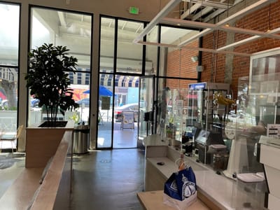 Bluestone Lane La Brea Coffee Shop