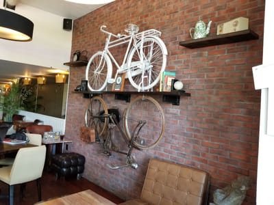 Bluetree Cafe Kapiolani