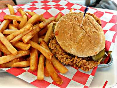 Bobber's Cafe at Shadyside Bait & Tackle