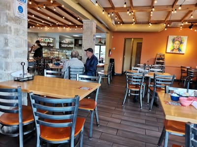 Bolillo's Cafe Central