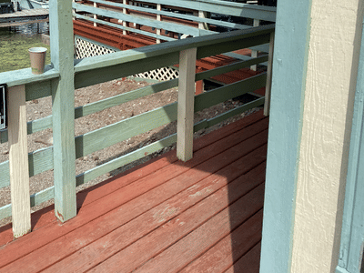 Boone & Crockett's Riverside Cafe