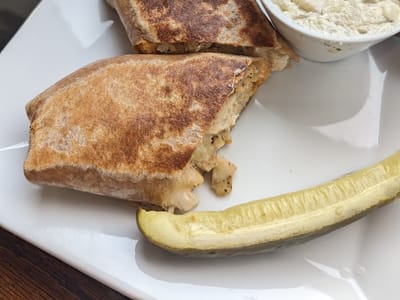 Boozer's Brew & a Cafe Too-Downtown