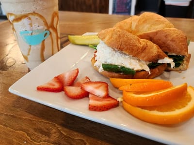 Boozer's Brew and a Cafe Too-Tegarden