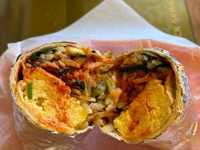 Boultawn's Bagelry, Cafe and Gallery