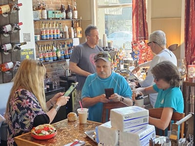 Brew Coffee & Tap House - Independence