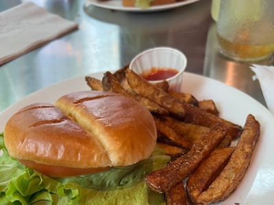 Bridge Cafe & Bistro