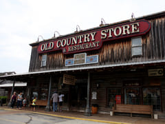 Brooks Shaw's Old Country Store