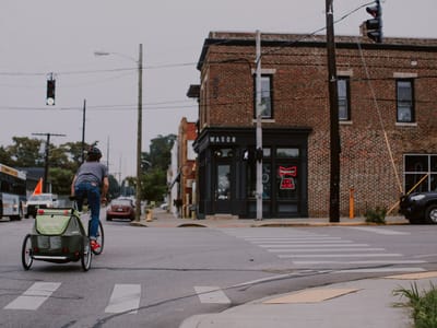 Broomwagon Bikes + Cafe