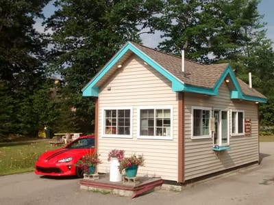 Bru-Thru Coffee Shack