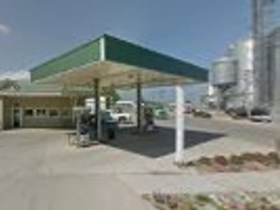 BRUENDER'S CORNER MART