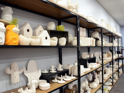 Brushes and Beans Cafe