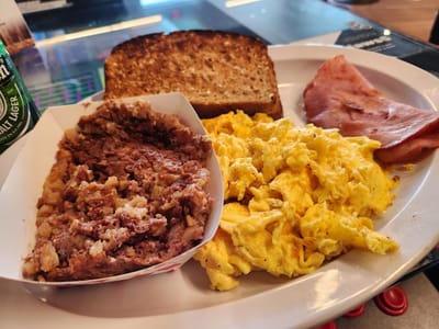 Bud’s on the Hudson