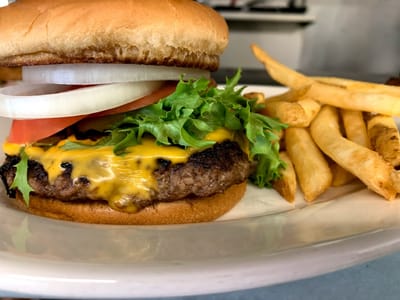 BumbleBee's Cafe Blue Ridge