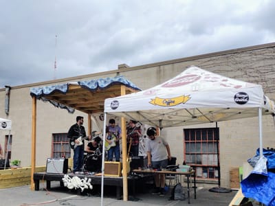 Bump 'n Grind Coffee's Analog Market