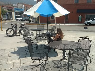 Bunny and Clyde's Corner Cafe and Market