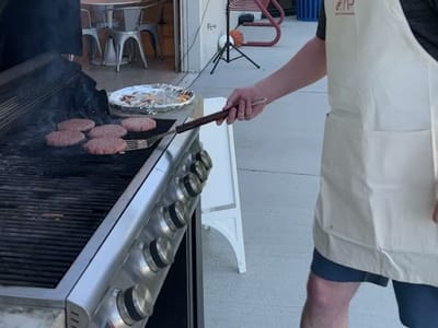 Burbity Workspaces - Sullivan Valley Commons