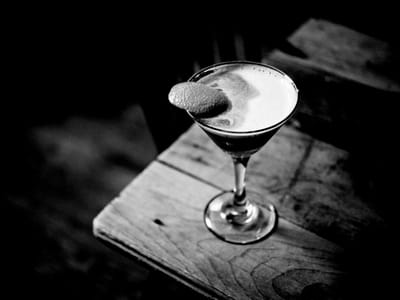 BUZZ Coffee and Winehouse