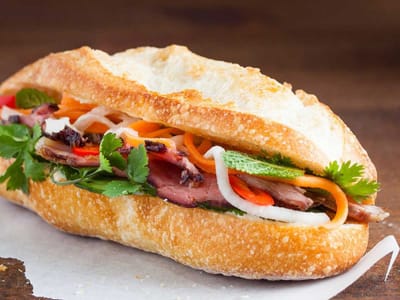 Cẩm Hưng Sandwich and Coffee