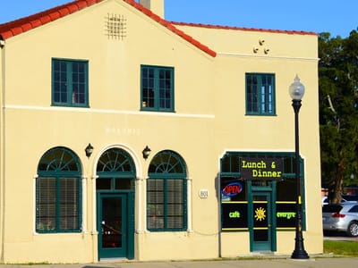 Café Evergreen Restaurant