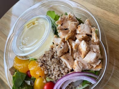 Cafe 82:3- 9th Street