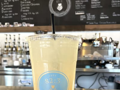 Cafe 82:3- 9th Street