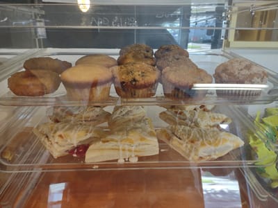 Cafe at the Crossings