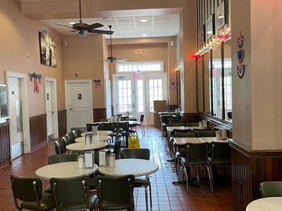 Cafe Du Monde Mandeville