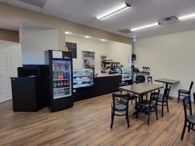 Cafe Luna Bakery and Coffee Shop