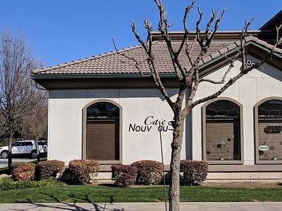 Cafe Nouveau