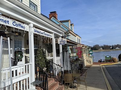 Cafe on the Bay