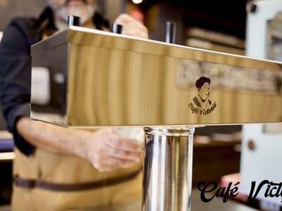 Cafe Victoria and Market