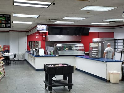 Cafetería "La Esquina Cubana" Double D Fast Foods