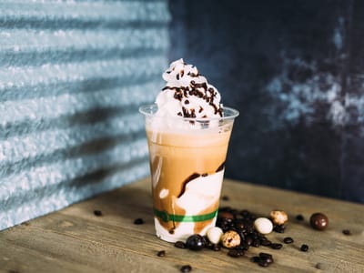 Caffé Dolce 907 - Cheesecake & Coffeehouse