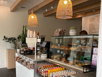 Caffeine Café West Hampton