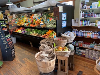 Camas Organic Market