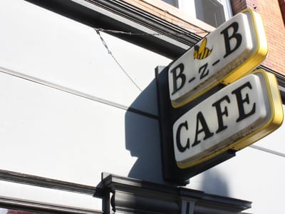 Candi's BZB Cafe