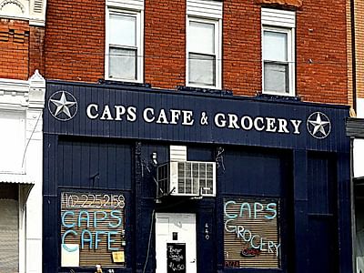 CAPS CAFE