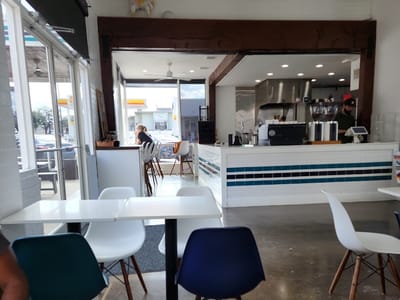 Carport - A Coffee Shop