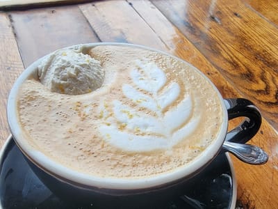 Caydence Records & Coffee