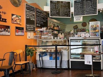 Cellō coffee house & cafe