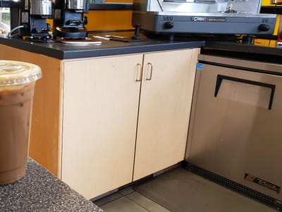 Center Le Point Cafe