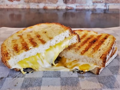 Cesaroni's Cafe & Deli