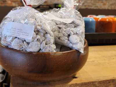 Chairish Life Coffee Shop