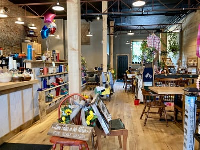 Chairish Life Coffee Shop