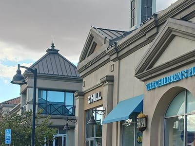 Chill Tea and Coffee - Streets of Brentwood