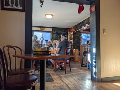 Chillin' Internet Cafe