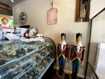 Chit Chat Cafe & Bakery