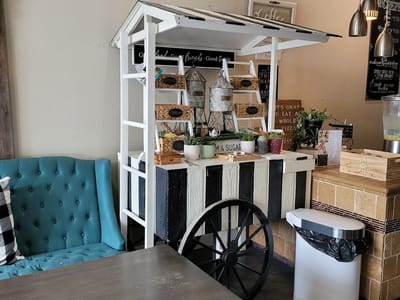 Chit Chat Cafe & Bakery